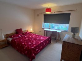 Photo Of Carpenders park 2 rooms to rent in a lonely house with garden in Carpenders Park