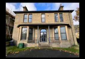 Photo Of Ensuite Flats to rent in Bradford