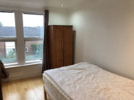 Photo Of E15 4JW: 1 Dbl Room In Large 3 Bed Flat From 18 September 2025 in London
