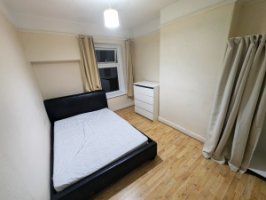 Photo Of Double Bedroom in Friendly, Modern Shared House – All Bills Included! Location: CF11 7HF in Caerdydd (Cardiff)