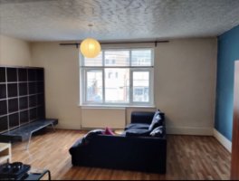 Photo Of Large room to let Chorlton in Chorlton-cum-Hardy