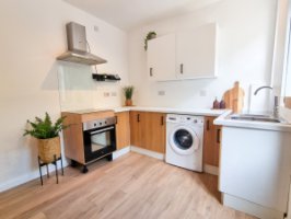 Photo Of 2 Bedroom Property for Rent in Grange Lane, Stairfoot, Barnsley S71 in Stairfoot